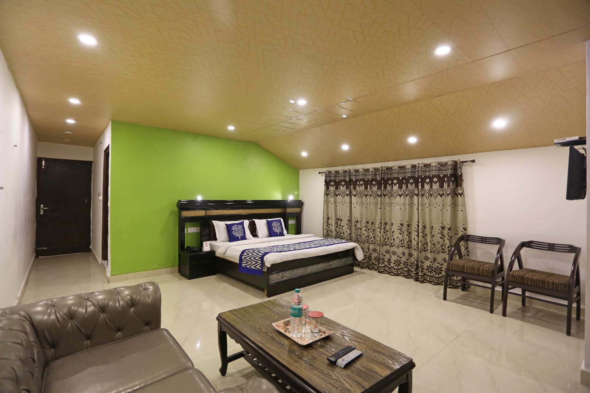 Hotel Oyo 6517 Satyam International Dalhousie