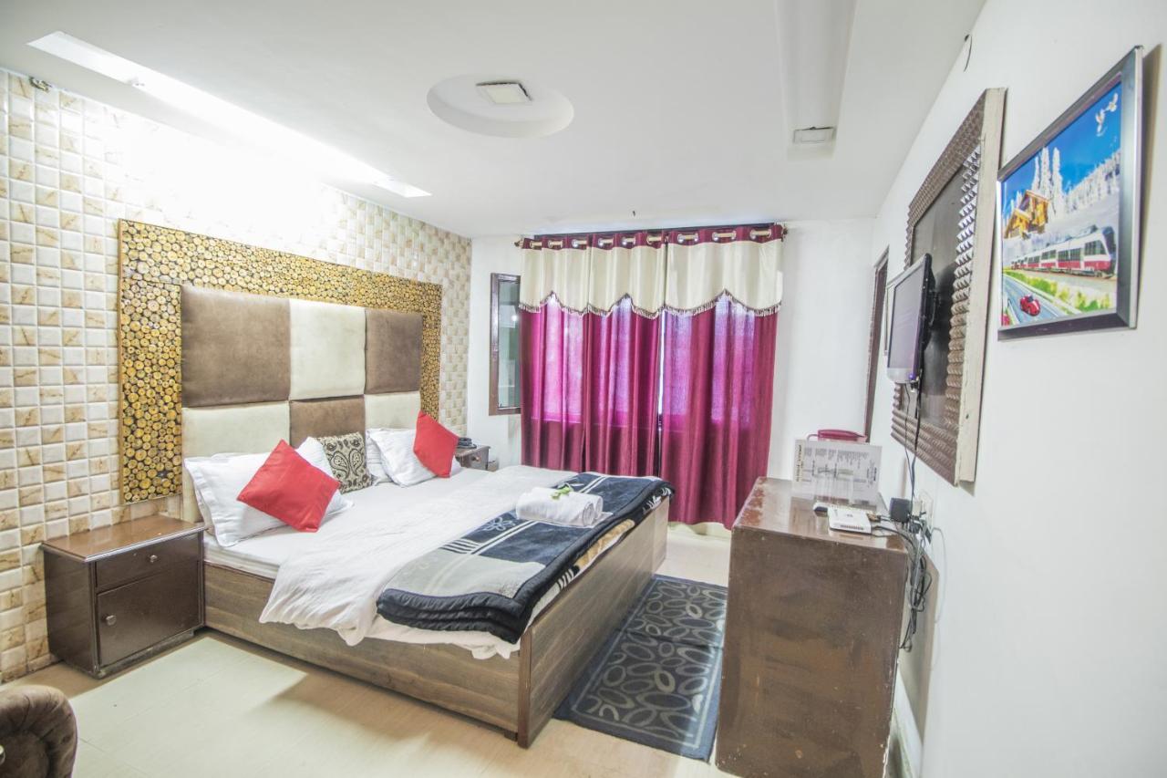 Holiday Plaza Dalhousie